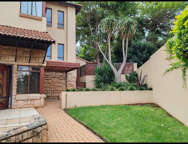 4 BEDROOM FREESTANDING FOR SALE IN BIRDWOOD ESTATE